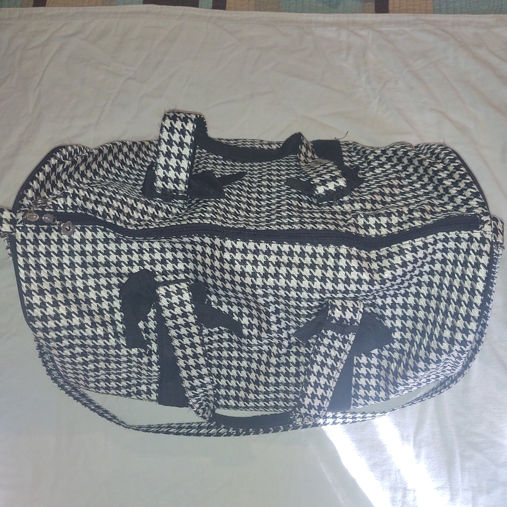 Houndstooth Extra Large Duffle Bag - image 4
